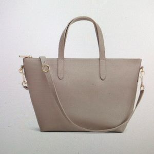 Cuyana medium carryall tote